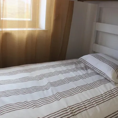 Hostel Casa Dona Alzira *