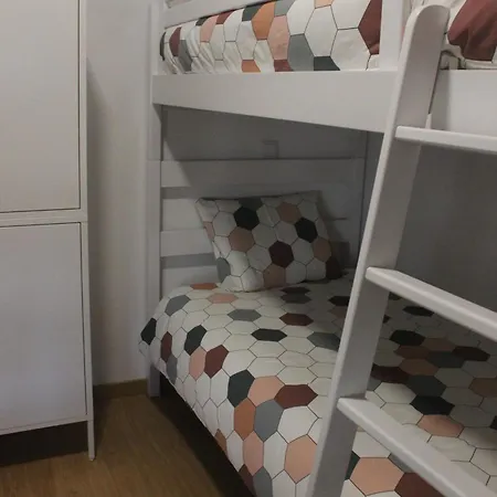 بيت شباب Casa Dona Alzira