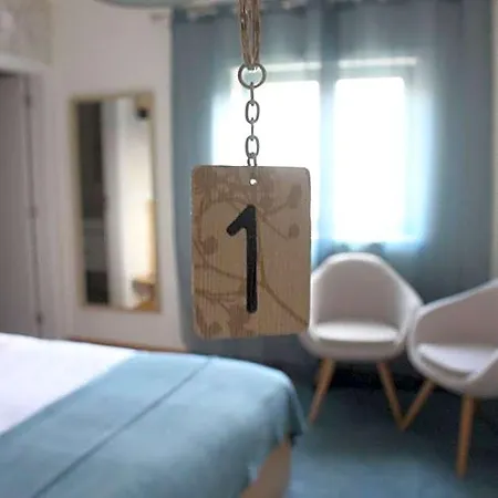 Casa Dona Alzira Hostel