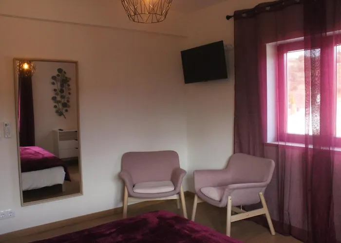 Casa Dona Alzira ホステル *